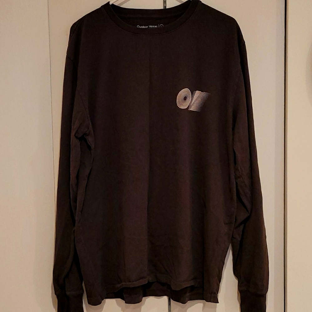 Outdoor Voices long sleeve shirt
